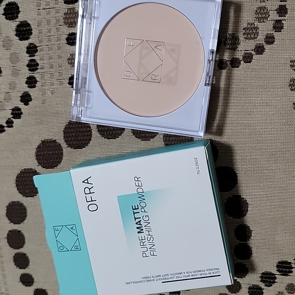 Ofra Pure Matte Finishing Powder In Fair 7g
